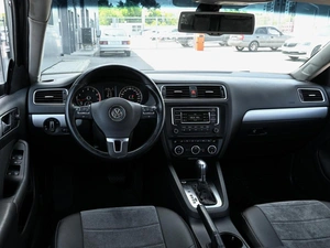 Седан Volkswagen Jetta 2013 года, 999000 рублей, Волгоград