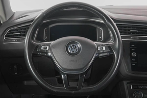 Внедорожник Volkswagen Tiguan 2019 года, 2699000 рублей, Кемерово