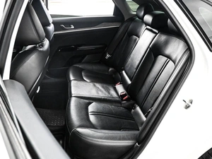 Седан Kia K5 2021 года, 2299000 рублей, Кирилловка