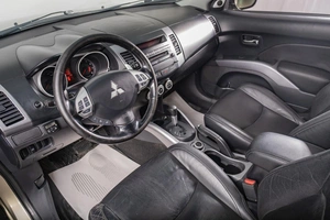 Внедорожник Mitsubishi Outlander 2007 года, 1049000 рублей, Томск