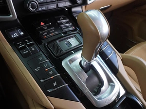 Внедорожник Porsche Cayenne 2017 года, 6784000 рублей, Воронеж