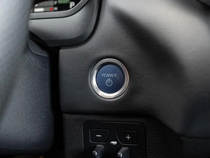 Внедорожник Toyota Sequoia 2023 года, 10050000 рублей, Краснодар