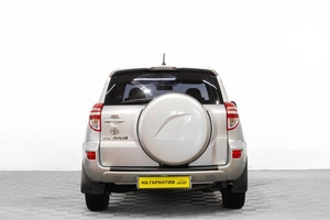 Внедорожник Toyota RAV4 2009 года, 1339000 рублей, Барнаул