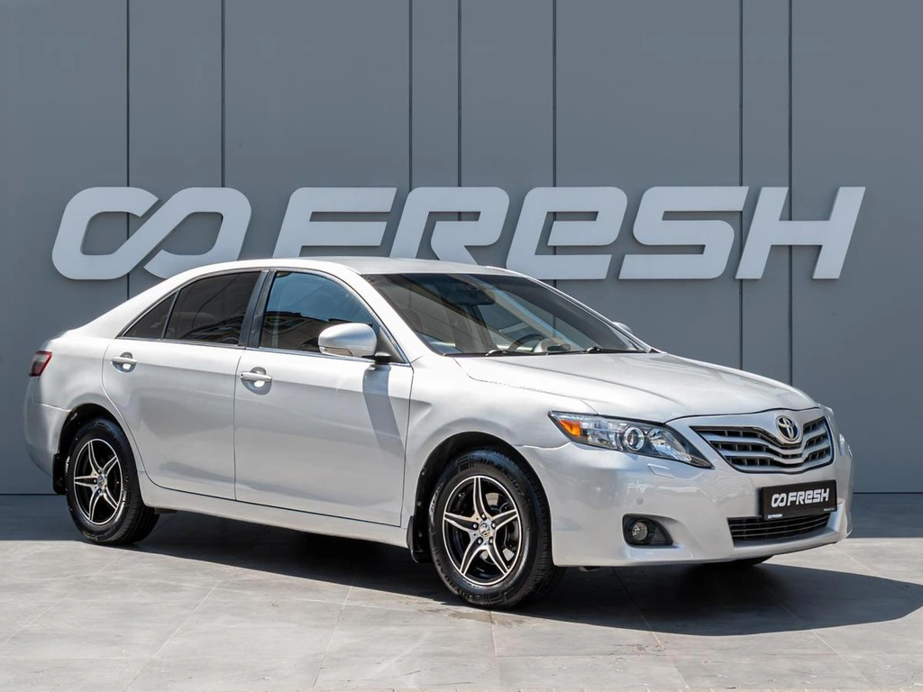 Седан Toyota Camry 2010 года, 1120000 рублей, Краснодар