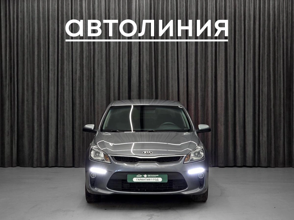 Седан Kia Rio 2019 года, 1430000 рублей, Красноярск