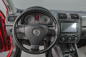 Хетчбэк Volkswagen Golf 2008 года, 589000 рублей, Челябинск