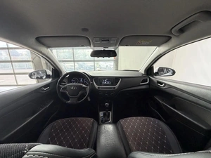 Седан Hyundai Solaris 2017 года, 1260000 рублей, Смоленск