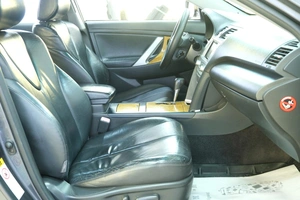 Седан Toyota Camry 2006 года, 989000 рублей, Омск