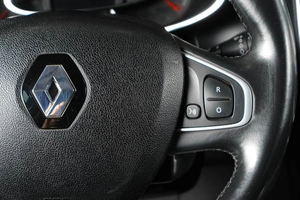 Хетчбэк Renault Clio 2017 года, 979000 рублей, Тюмень