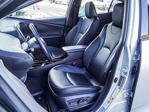 Лифтбек Toyota Prius 2017 года, 2310000 рублей, Краснодар