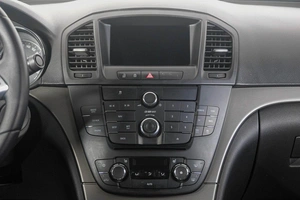 Седан Opel Insignia 2010 года, 999000 рублей, Кемерово