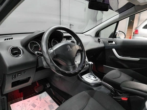 Седан Peugeot 408 2012 года, 490000 рублей, Красноярск