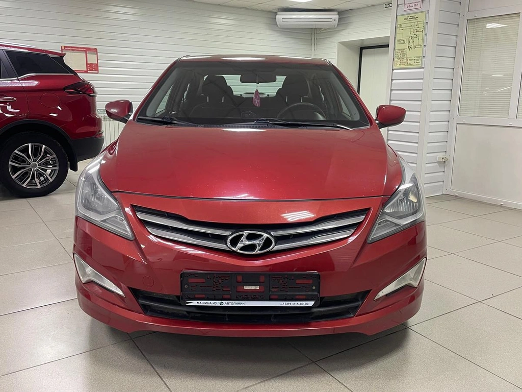 Седан Hyundai Solaris 2014 года, 1009000 рублей, Ачинск