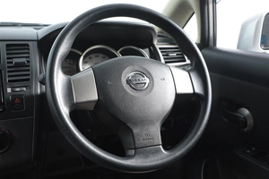 Седан Nissan Tiida 2012 года, 829000 рублей, Новосибирск