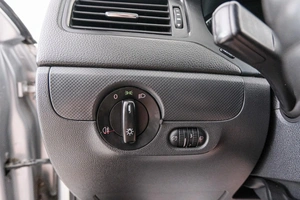 Седан Volkswagen Jetta 2013 года, 979000 рублей, Красноярск