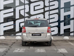 Минивэн Opel Zafira 2011 года, 680000 рублей, Краснодар