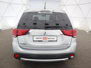 Внедорожник Mitsubishi Outlander 2015 года, 1595000 рублей, Орёл