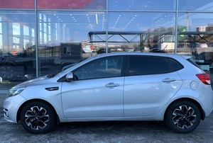 Хетчбэк Kia Rio 2016 года, 1050000 рублей, Солонцы