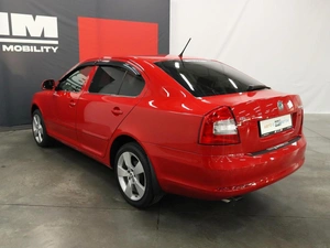Хэтчбек Skoda Octavia 2012 года, 890000 рублей, Курск