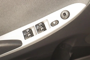 Хетчбэк Hyundai Solaris 2014 года, 1009000 рублей, Челябинск