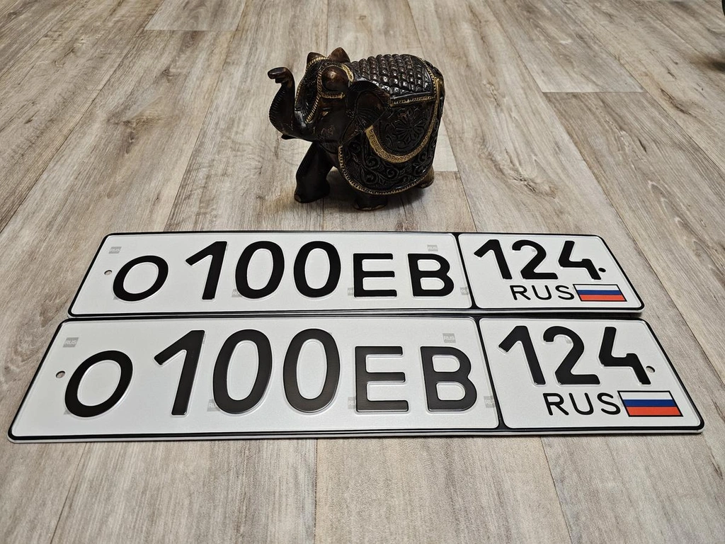 Госномер 100 150000 рублей, Красноярск