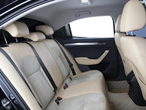 Лифтбек Skoda Superb 2017 года, 1980000 рублей, Омск