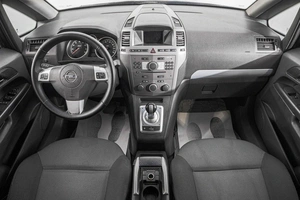 Минивэн Opel Zafira 2006 года, 469000 рублей, Барнаул