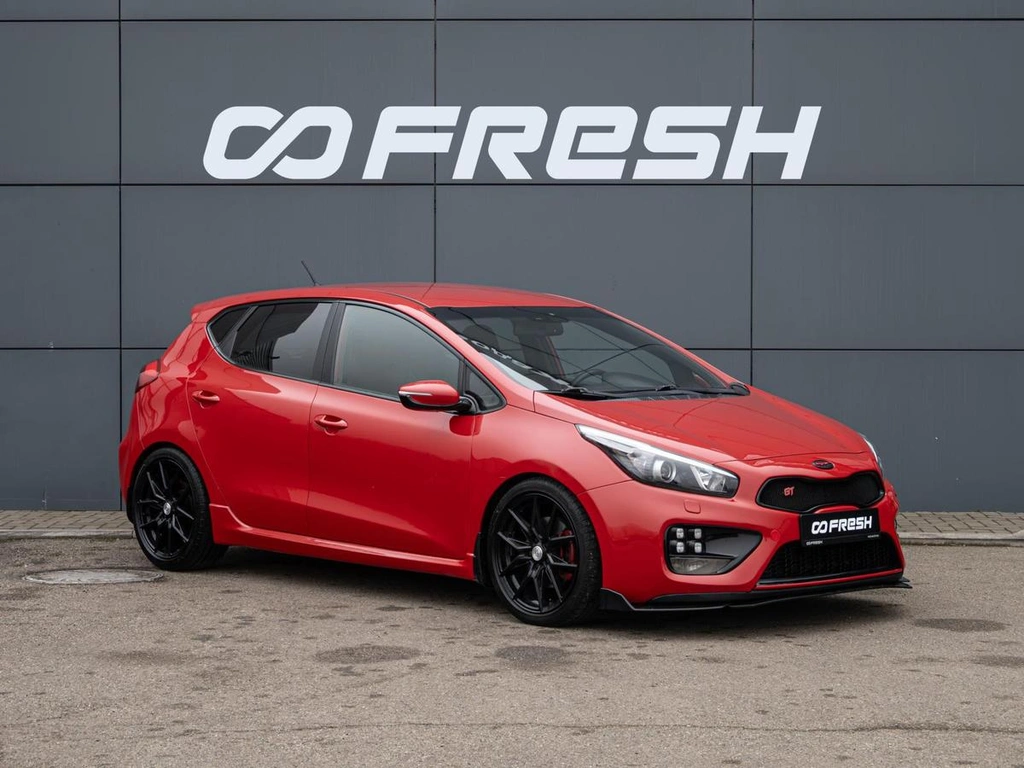 Хетчбэк Kia Ceed GT 2014 года, 1365000 рублей, Краснодар