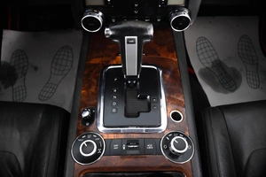Внедорожник Volkswagen Touareg 2007 года, 999000 рублей, Пермь