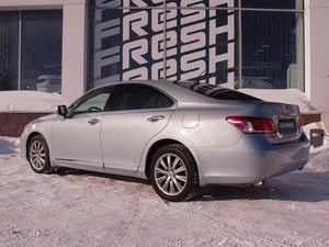 Седан Lexus ES 2011 года, 1650000 рублей, Владимир