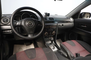 Хетчбэк Mazda 3 2005 года, 589000 рублей, Новосибирск