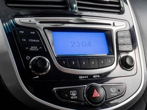 Седан Hyundai Solaris 2013 года, 879000 рублей, Тюмень