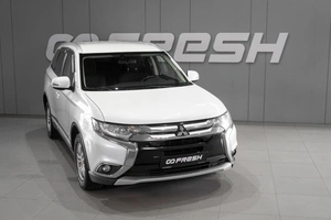Внедорожник Mitsubishi Outlander 2016 года, 1679000 рублей, Петрозаводск