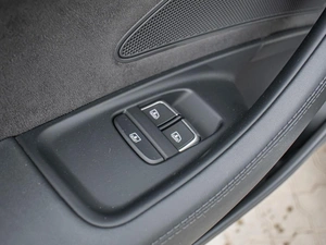 Седан Audi A8 2015 года, 1960000 рублей, Краснодар