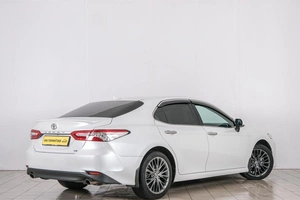 Седан Toyota Camry 2020 года, 3699000 рублей, Красноярск