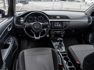 Седан Kia Rio 2017 года, 1430000 рублей, Краснодар