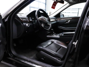 Седан Mercedes-benz E-класс 2011 года, 1700000 рублей, Красноярск