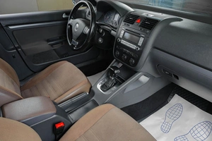 Седан Volkswagen Jetta 2008 года, 559000 рублей, Тюмень