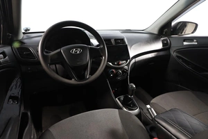 Седан Hyundai Solaris 2012 года, 599000 рублей, Новосибирск