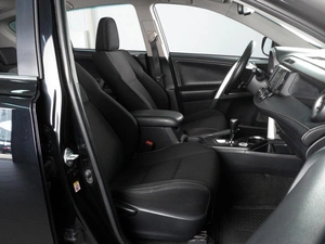 Внедорожник Toyota RAV4 2019 года, 2270000 рублей, Красный Пахарь