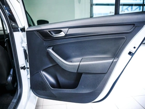 Лифтбек Volkswagen Polo 2020 года, 1480000 рублей, Красноярск