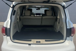 Внедорожник Infiniti QX56 2011 года, 2090000 рублей, Солонцы
