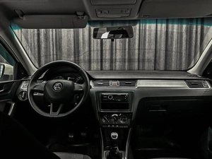 Лифтбек Skoda Rapid 2018 года, 930000 рублей, Красноярск