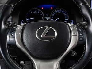Седан Lexus ES 2013 года, 2230554 рублей, Тюмень