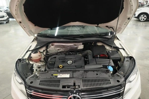 Внедорожник Volkswagen Tiguan 2013 года, 1530000 рублей, Курск