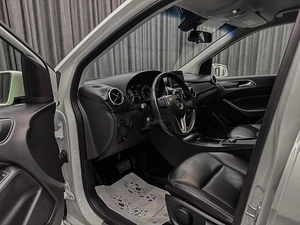 Хетчбэк Mercedes-benz B-класс 2013 года, 1150000 рублей, Красноярск