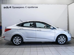 Седан Hyundai Solaris 2011 года, 840000 рублей, Красноярск