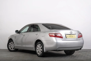 Седан Toyota Camry 2008 года, 1259000 рублей, Томск