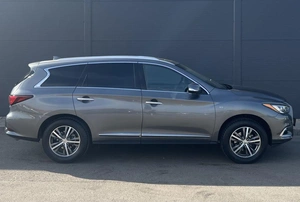 Внедорожник Infiniti QX60 2019 года, 2690000 рублей, Солонцы