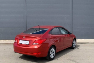 Седан Hyundai Solaris 2016 года, 1200000 рублей, Солонцы